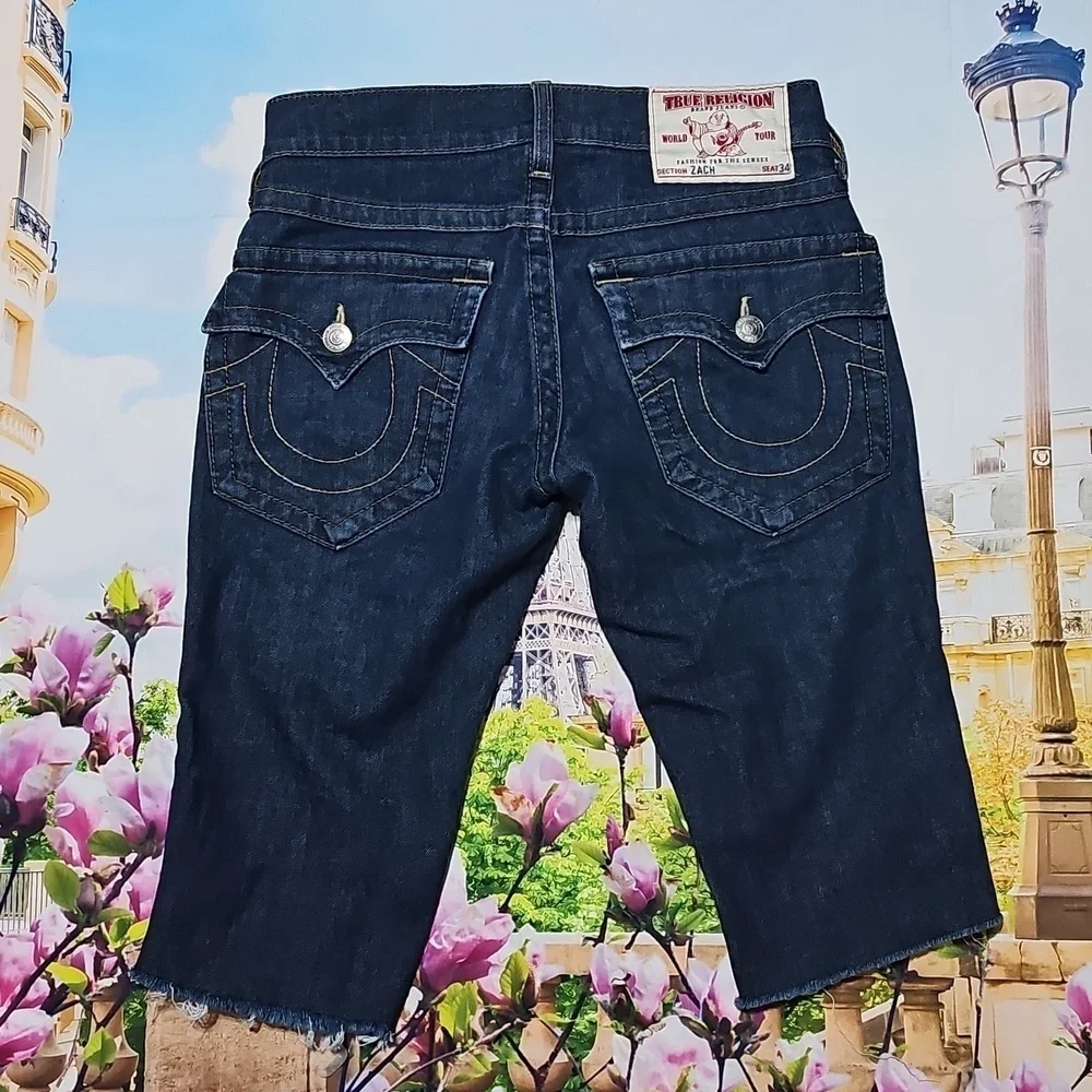 True‎ Religion Zach Raw Hem Bermuda Denim Shorts Size 28